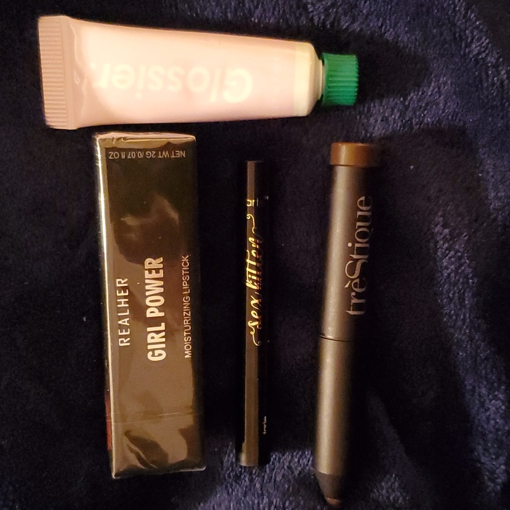 Makeup Quad